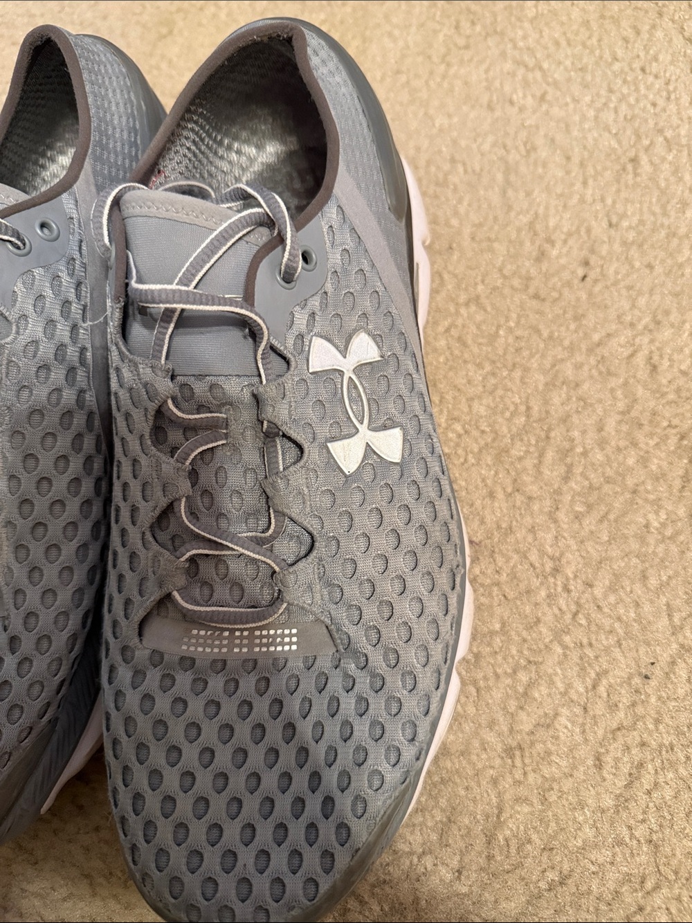 Men's Under Armour Grey Mesh Speedform Gemini 2 Athletic Sneakers - Picture 5 of 7